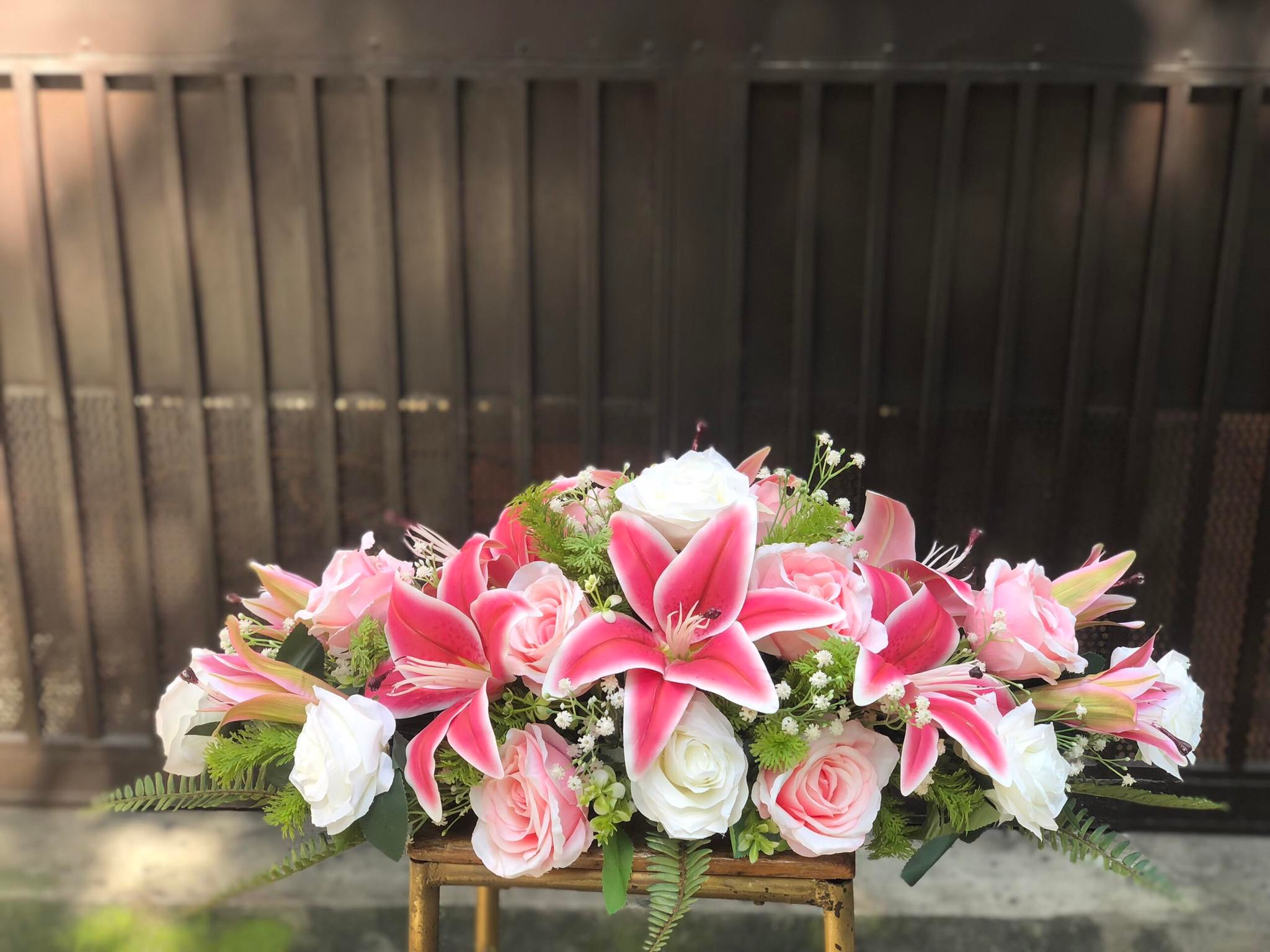 ý nghĩa hoa bàn họp