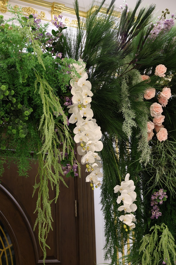 KHÔNG GIAN CƯỚI SANG TRỌNG TẠI CB DIAMOND PALACE – DẤU ẤN HOA VẢI MIDORI - Ảnh 6