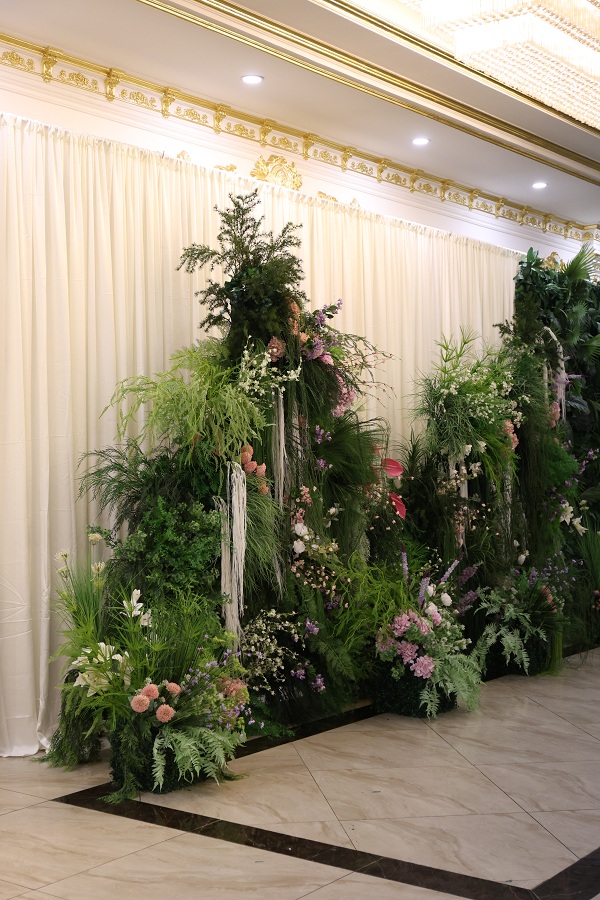 KHÔNG GIAN CƯỚI SANG TRỌNG TẠI CB DIAMOND PALACE – DẤU ẤN HOA VẢI MIDORI - Ảnh 8