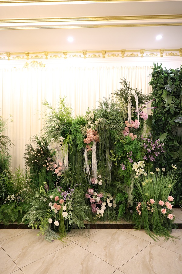 KHÔNG GIAN CƯỚI SANG TRỌNG TẠI CB DIAMOND PALACE – DẤU ẤN HOA VẢI MIDORI - Ảnh 9